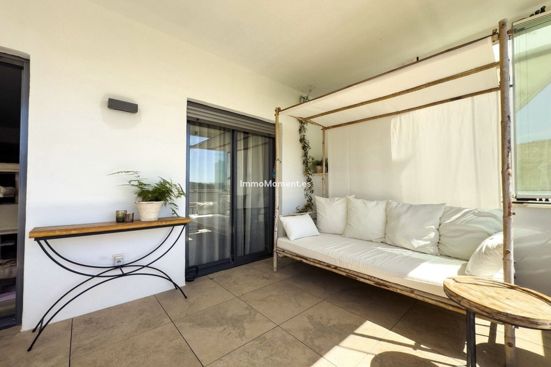 Resale - Apartment - Manilva