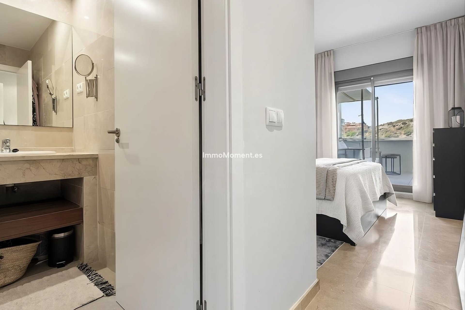 Resale - Apartment - Manilva