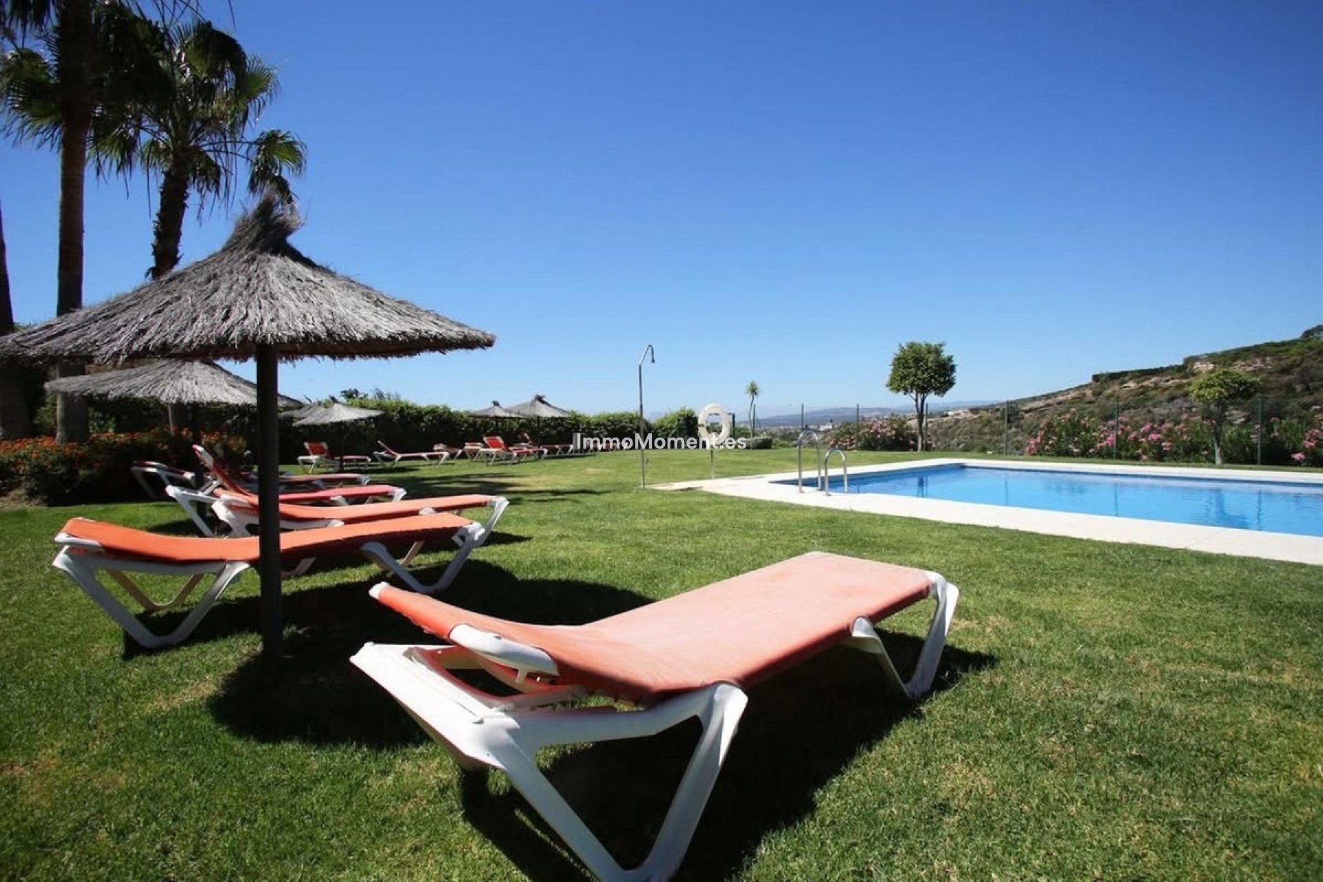 Resale - Apartment - Manilva