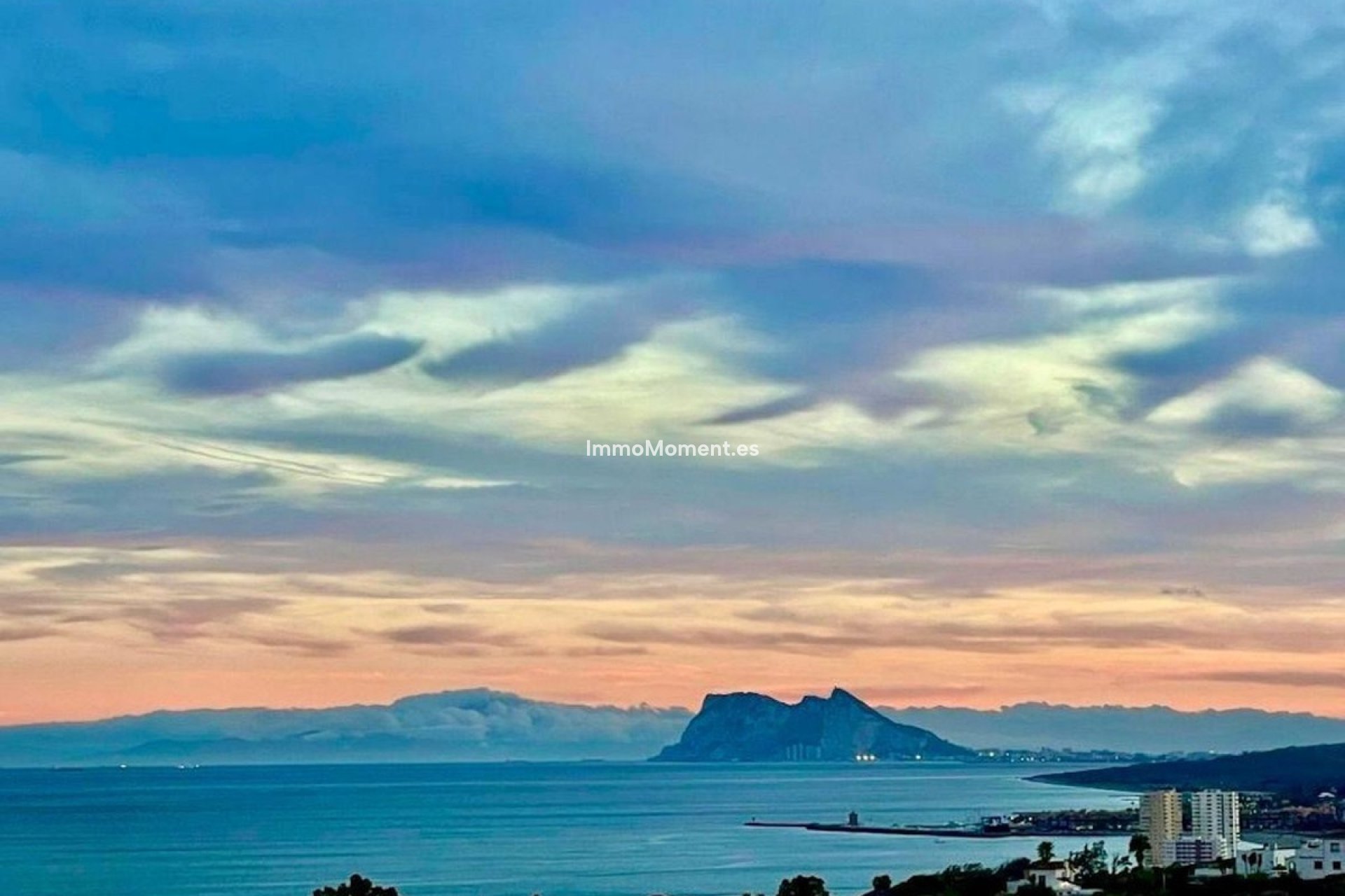 Resale - Apartment - Manilva