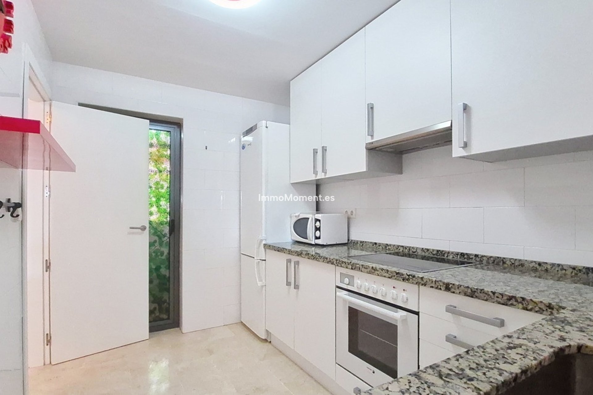 Resale - Apartment - Manilva