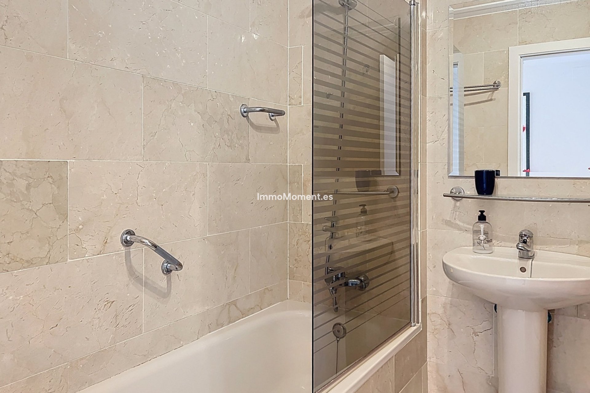 Resale - Apartment - Manilva