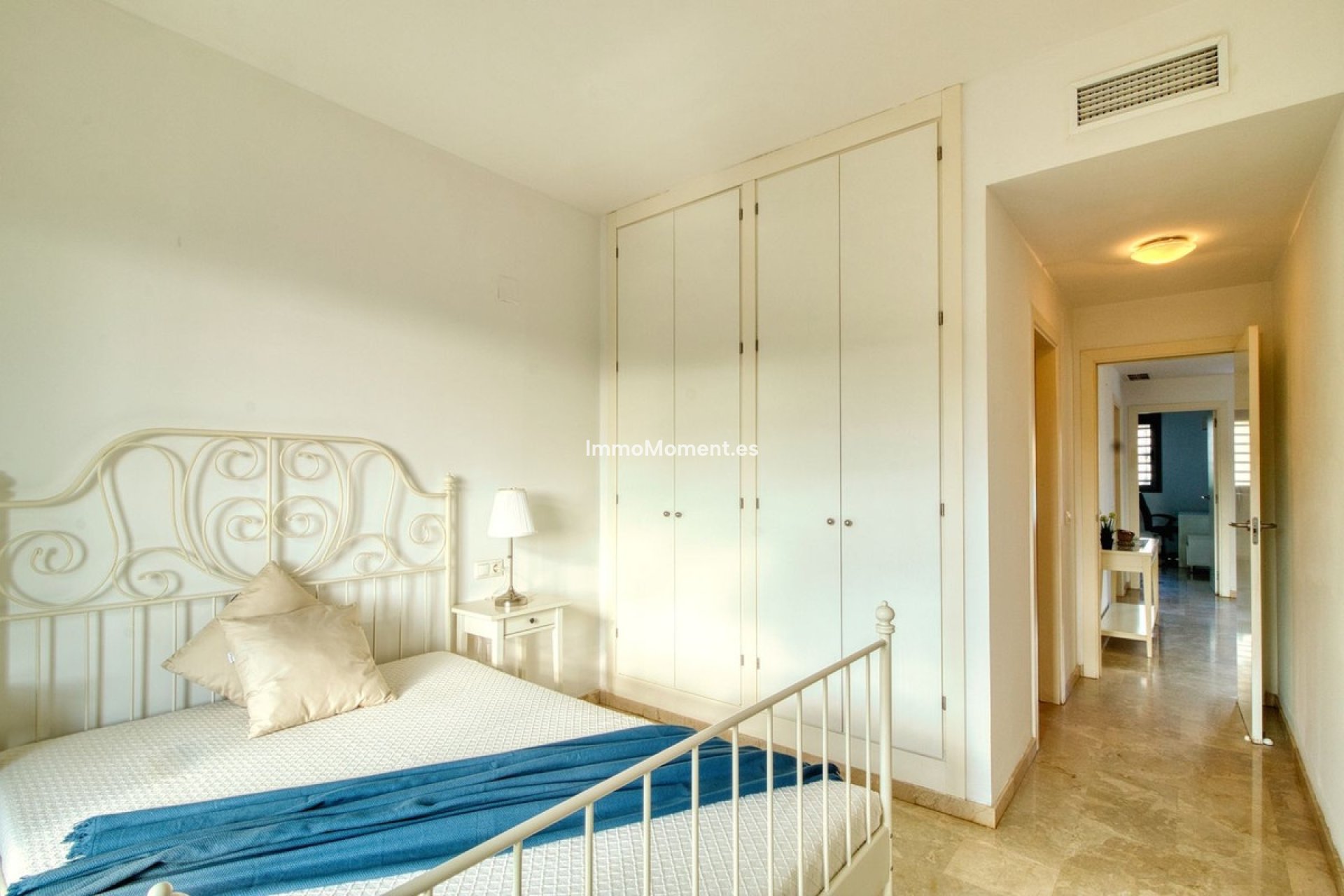 Resale - Apartment - Manilva