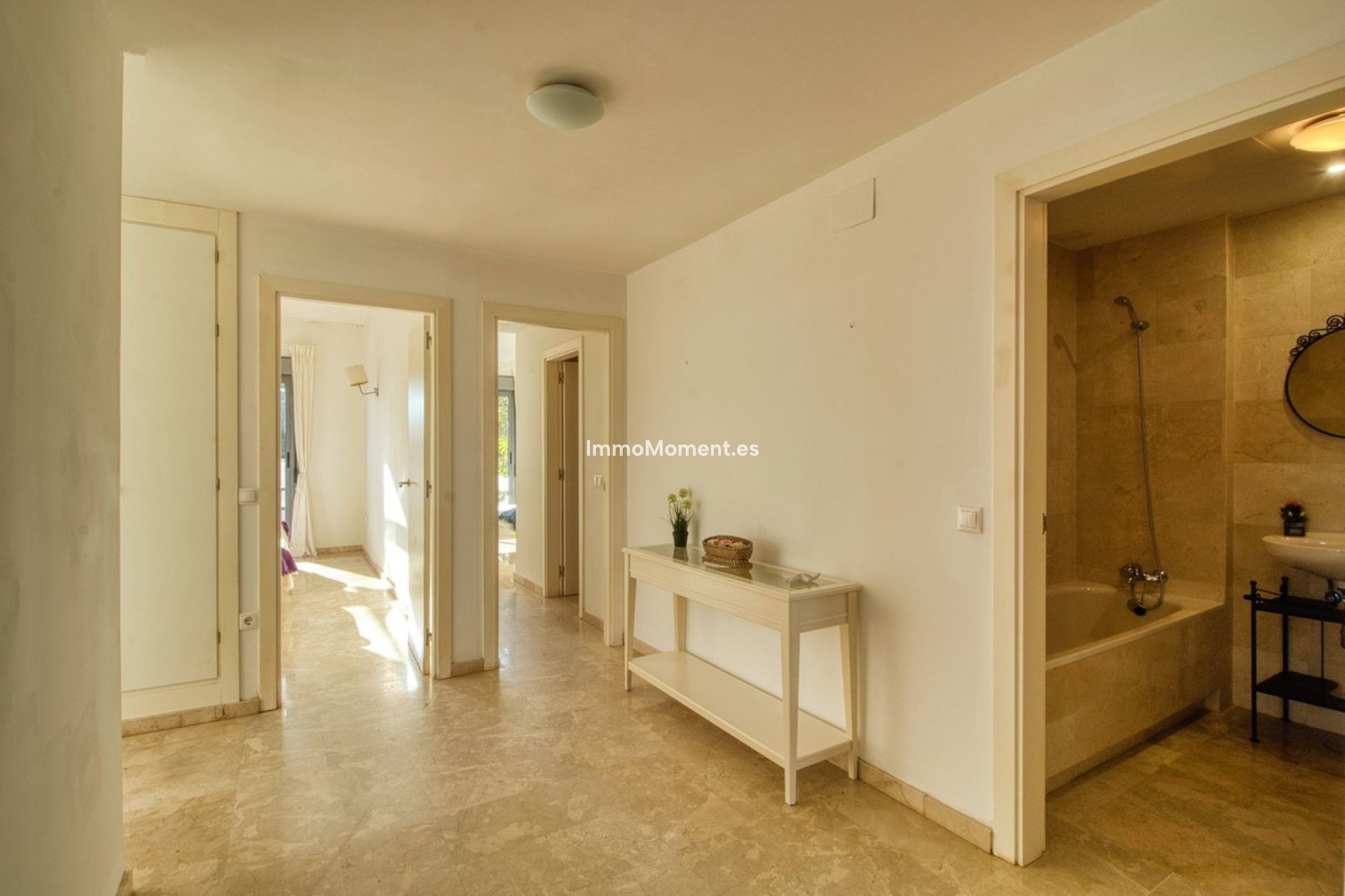 Resale - Apartment - Manilva
