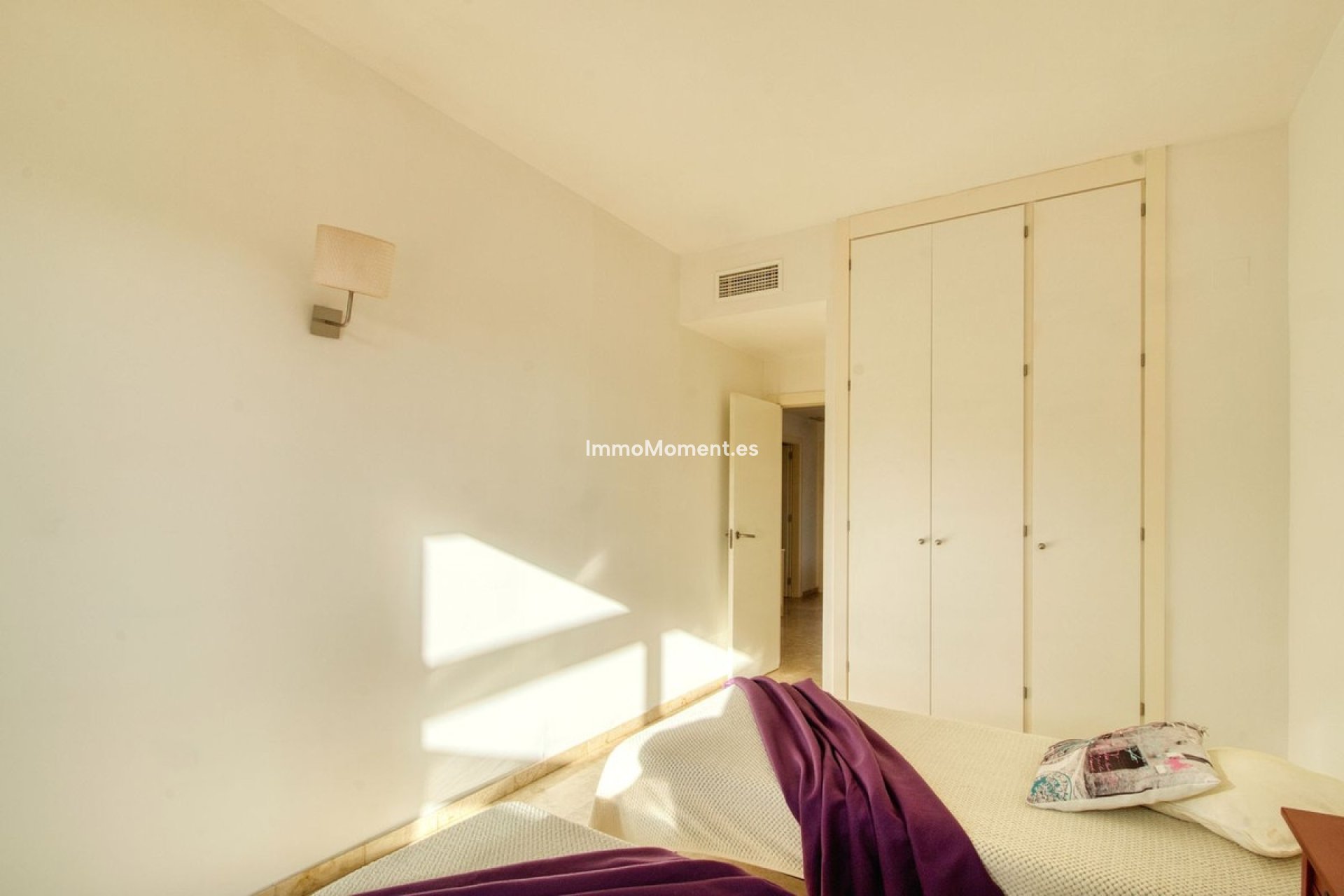 Resale - Apartment - Manilva