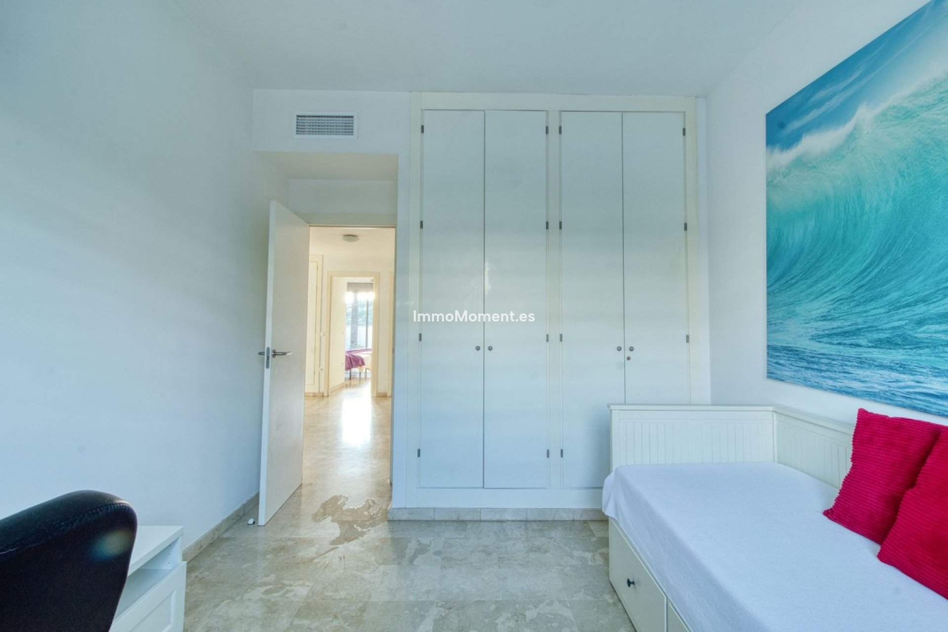 Resale - Apartment - Manilva