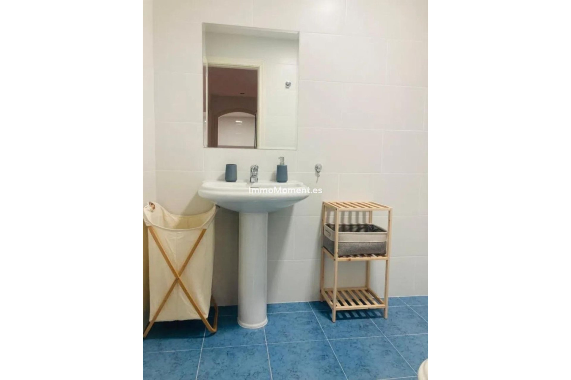 Resale - Apartment - Manilva