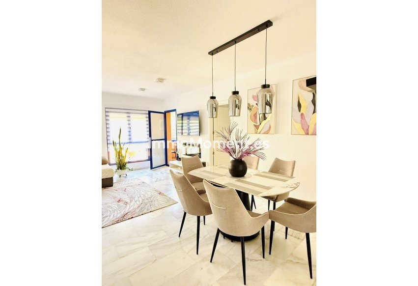 Resale - Apartment - Manilva