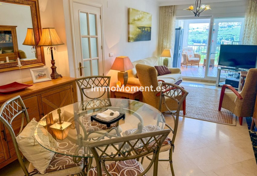 Resale - Apartment - Manilva