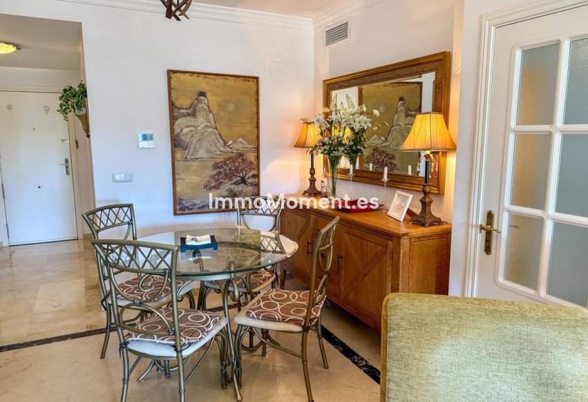 Resale - Apartment - Manilva