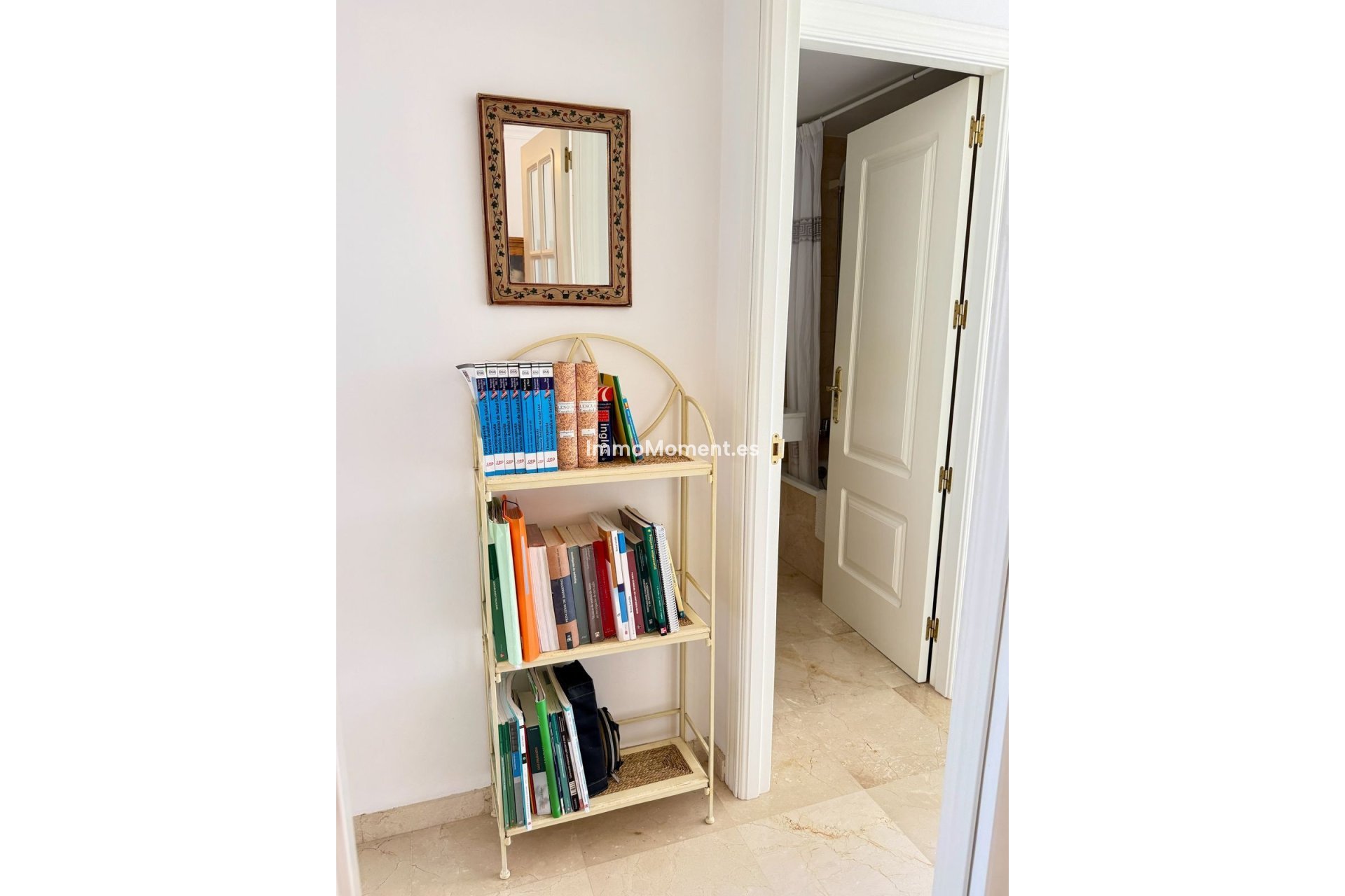 Resale - Apartment - Manilva