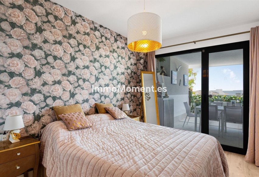 Resale - Apartment - Manilva
