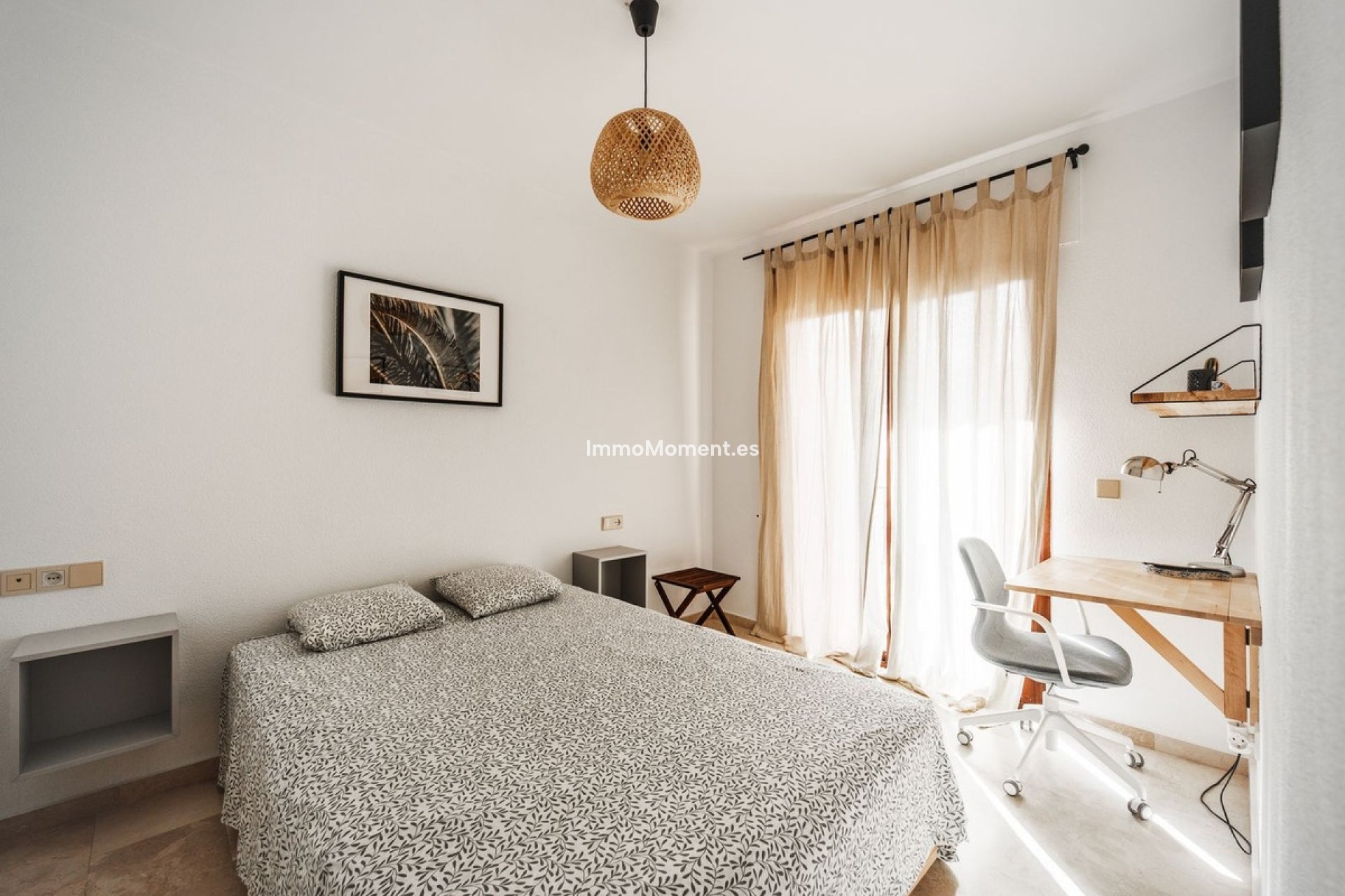 Resale - Apartment - Manilva