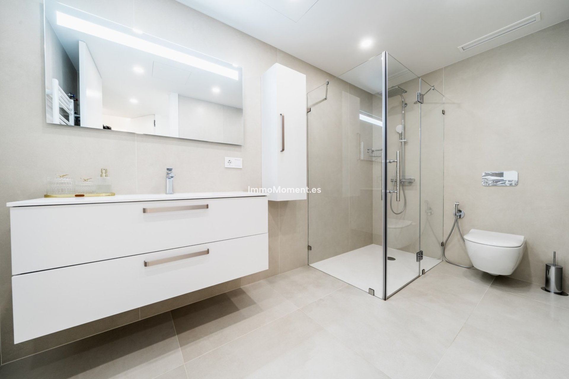 Resale - Apartment - Marbella - Aloha