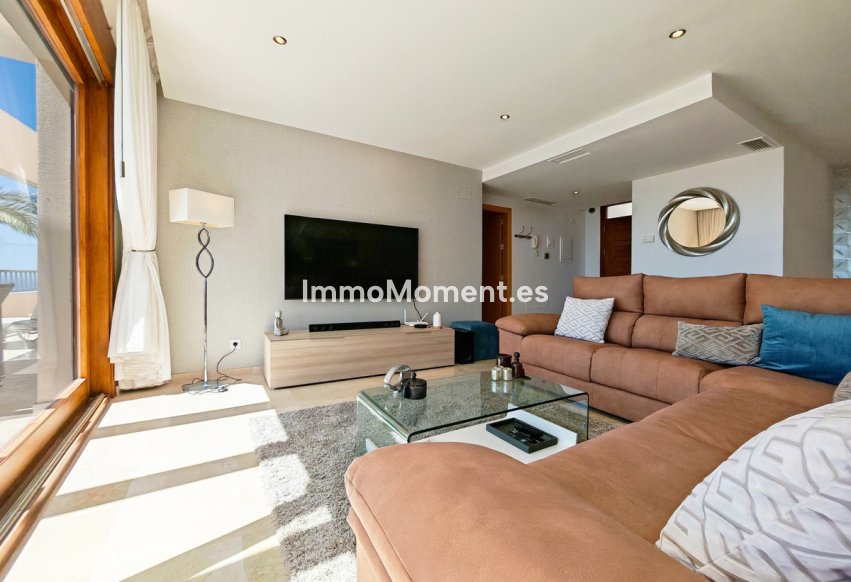 Resale - Apartment - Marbella - Altos de los Monteros