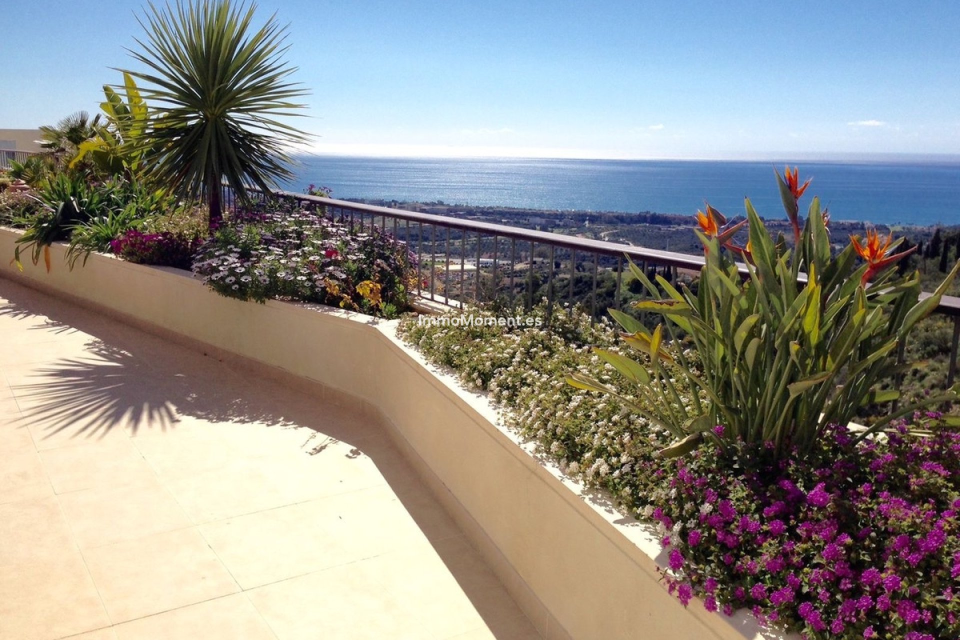 Resale - Apartment - Marbella - Altos de los Monteros