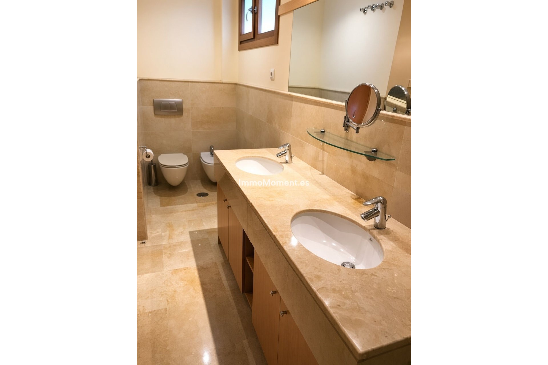 Resale - Apartment - Marbella - Altos de los Monteros