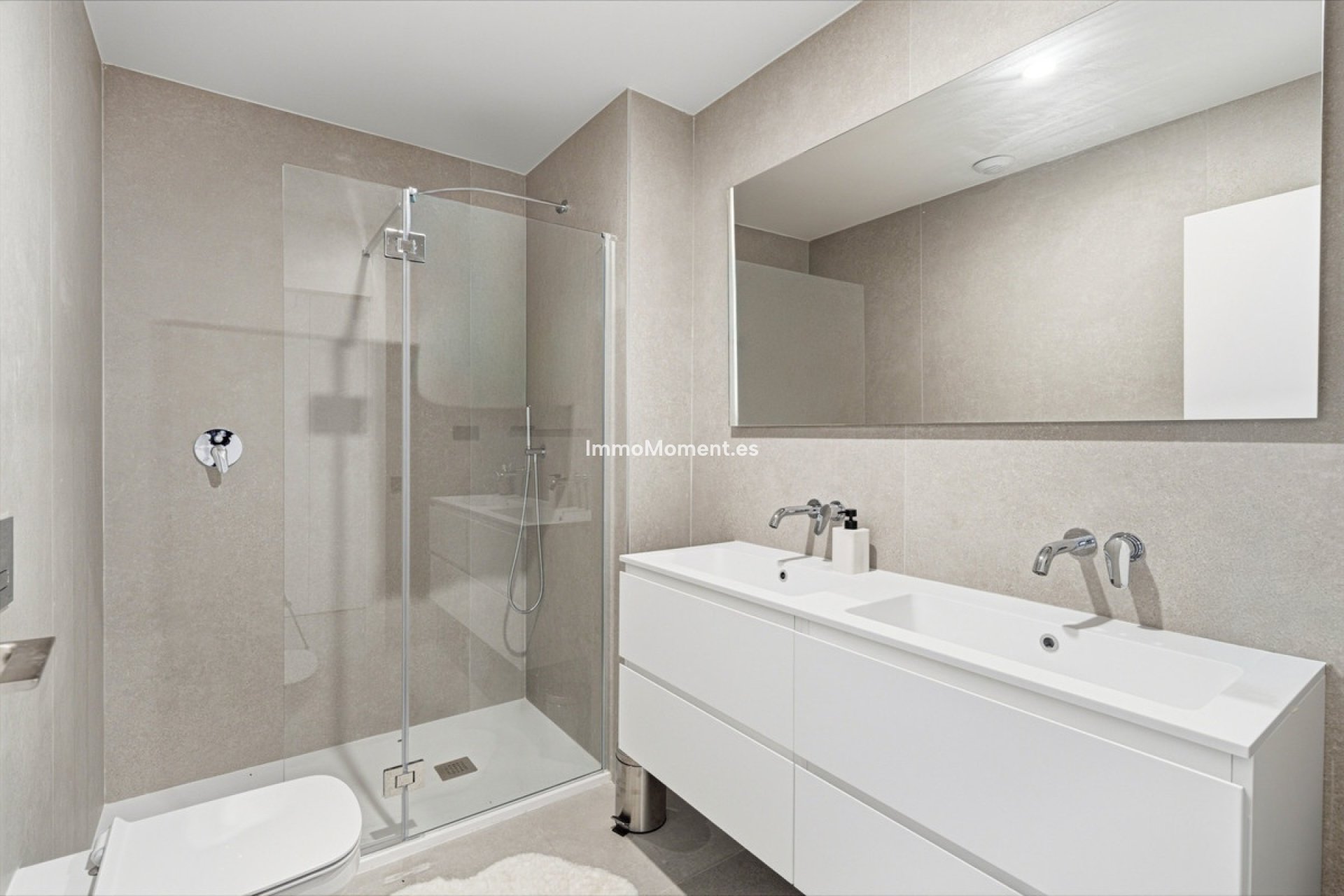Resale - Apartment - Marbella - Altos de los Monteros