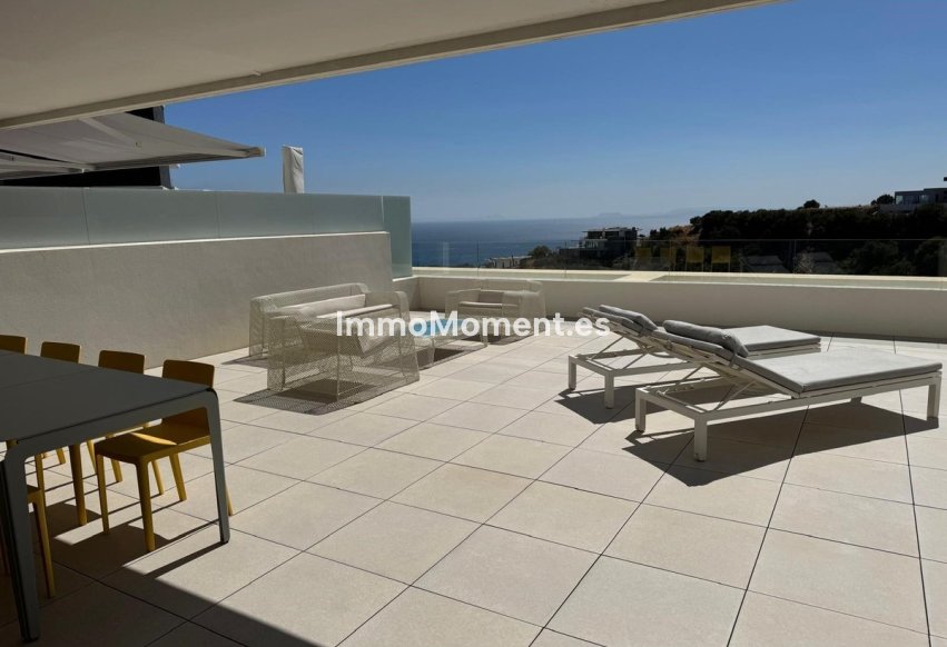 Resale - Apartment - Marbella - Altos de los Monteros