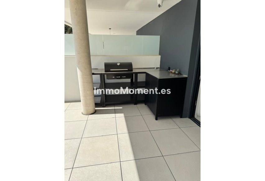 Resale - Apartment - Marbella - Altos de los Monteros