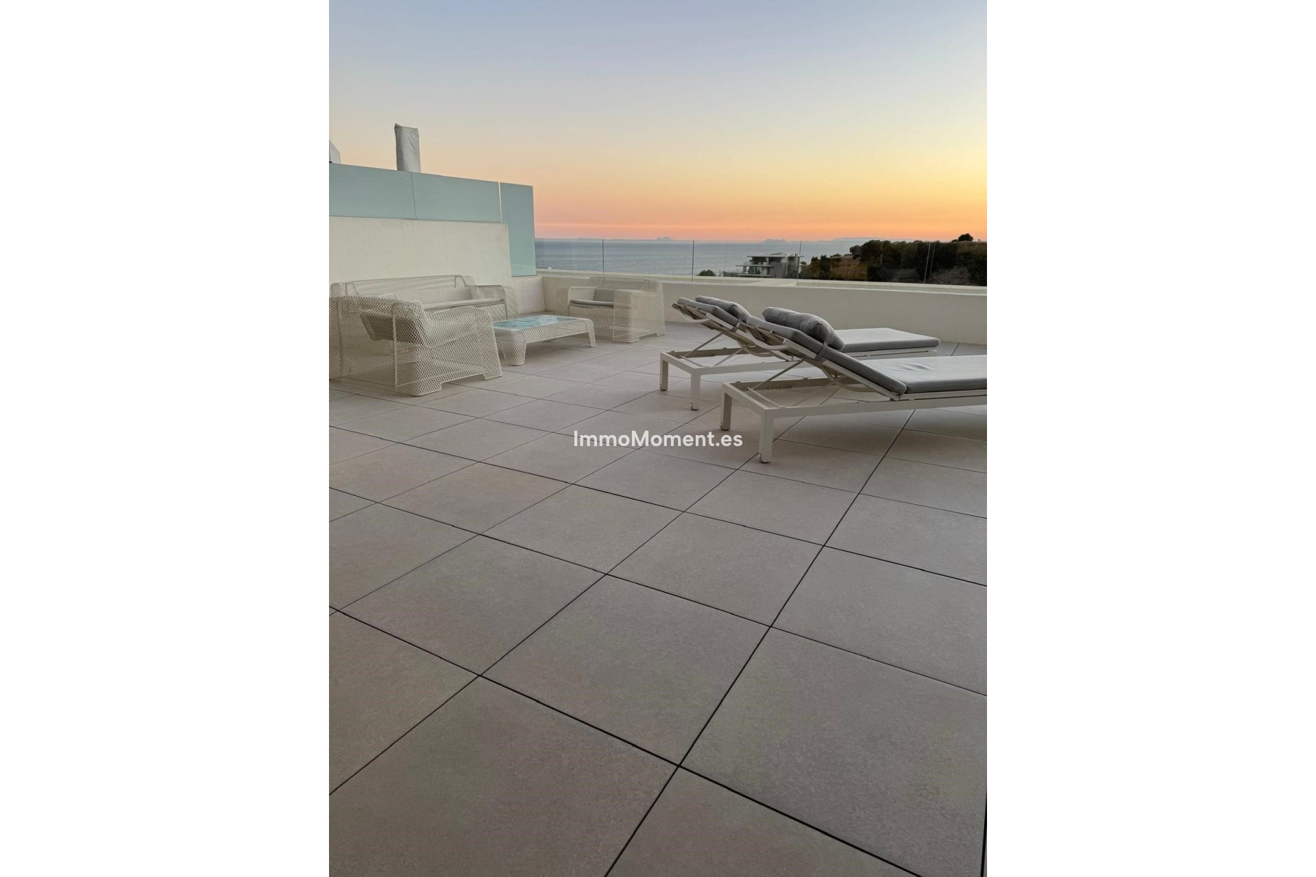 Resale - Apartment - Marbella - Altos de los Monteros