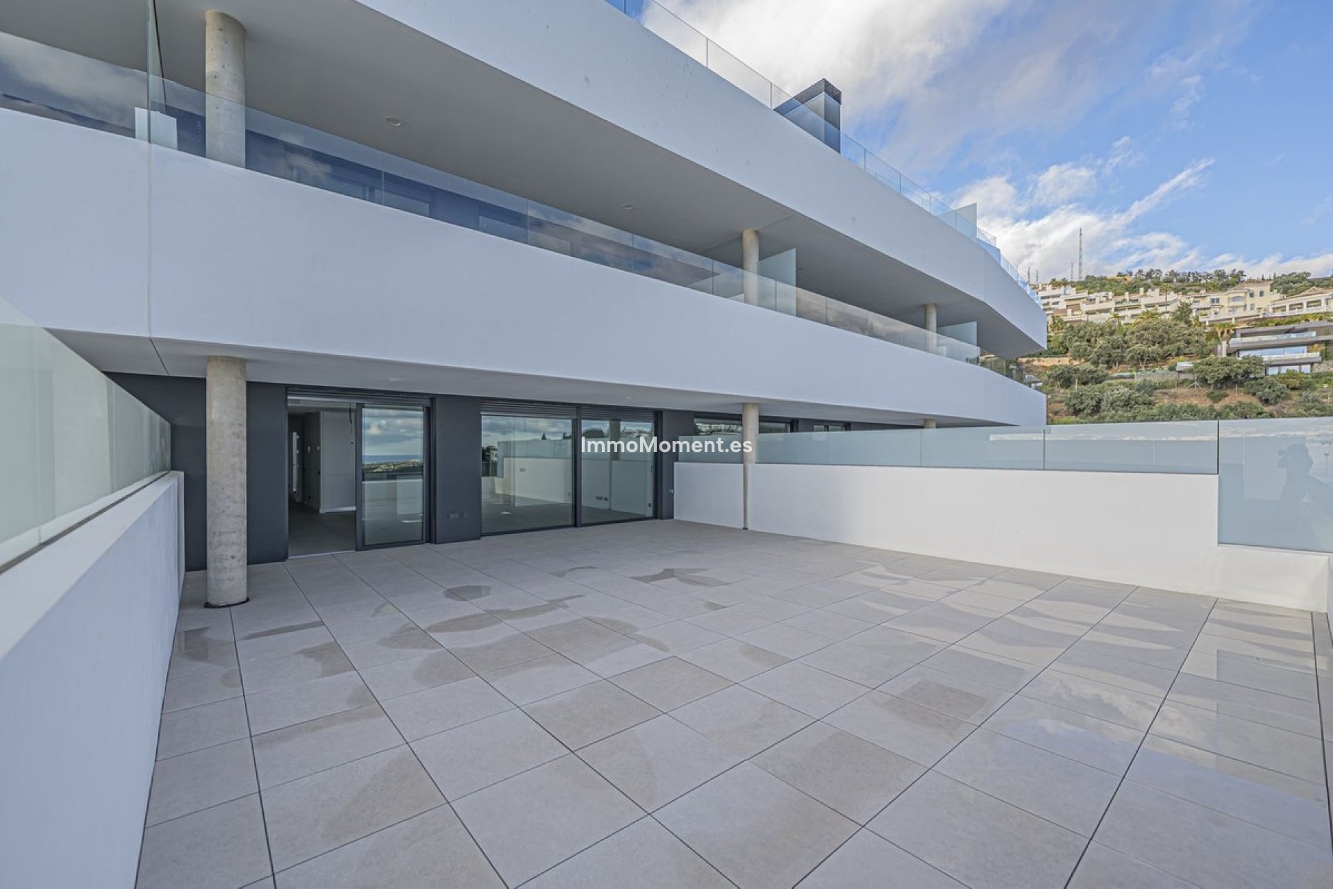 Resale - Apartment - Marbella - Altos de los Monteros