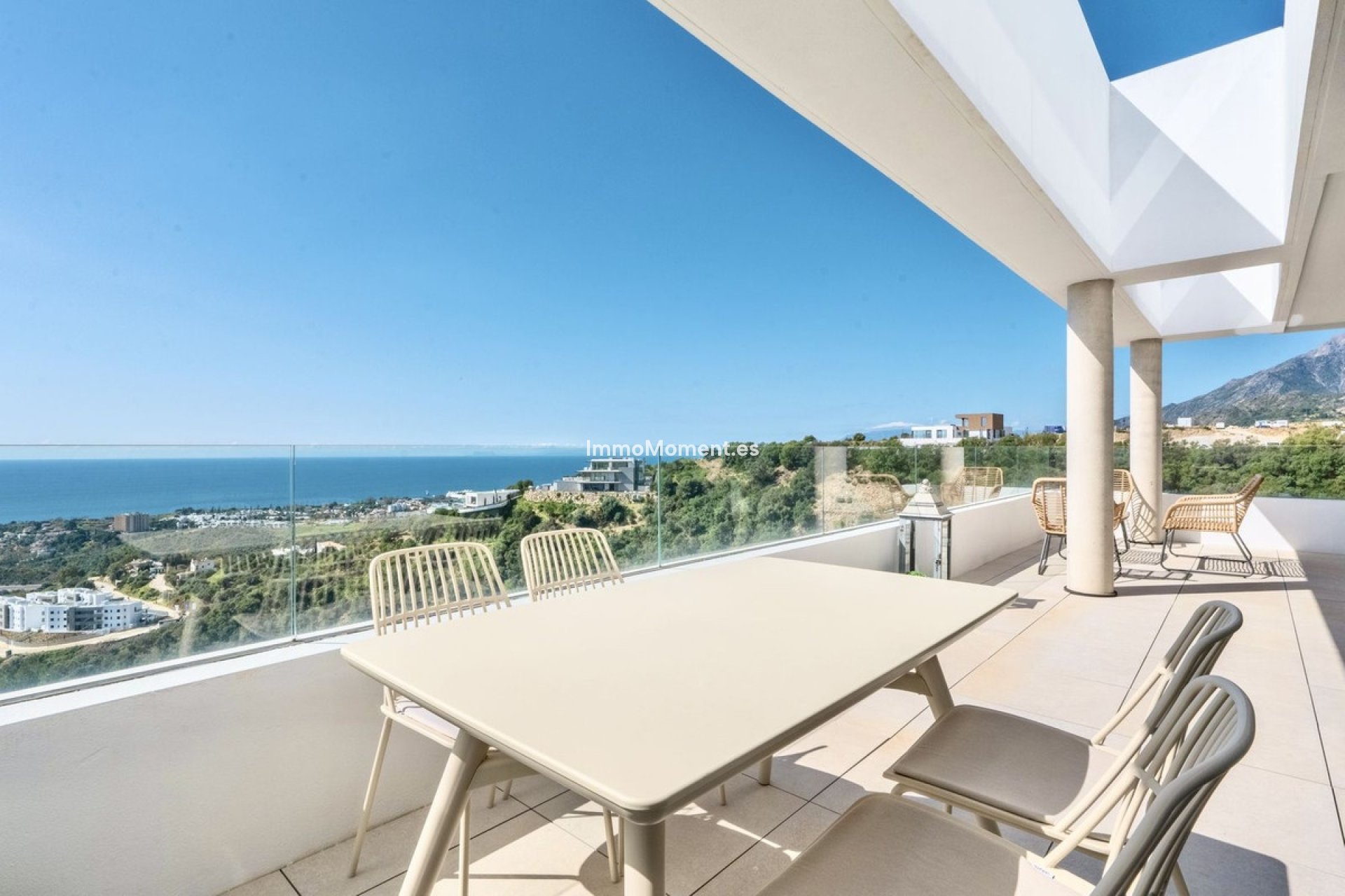 Resale - Apartment - Marbella - Altos de los Monteros