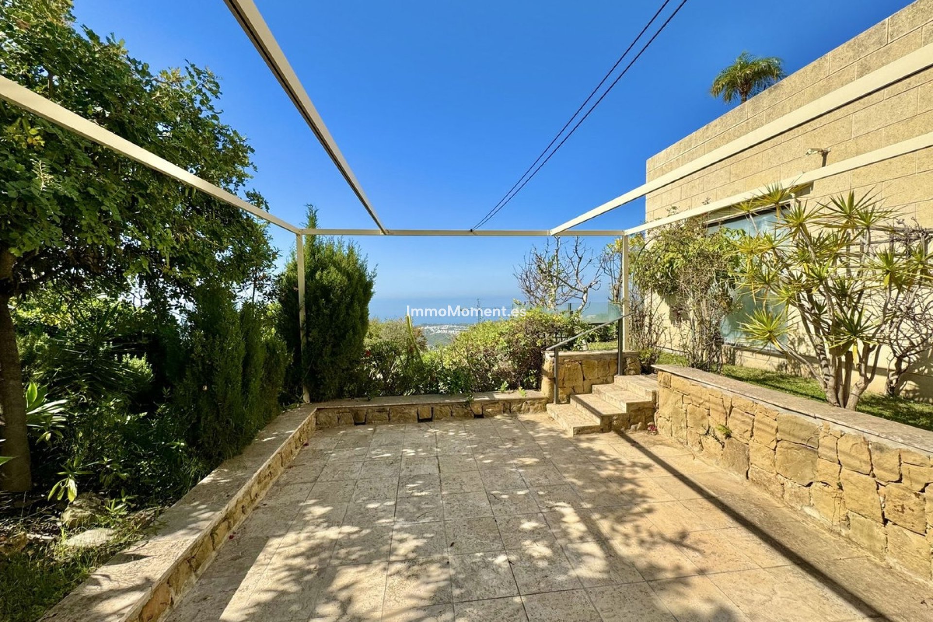 Resale - Apartment - Marbella - Altos de los Monteros