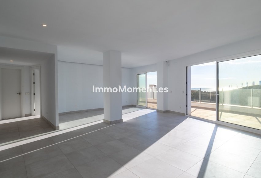 Resale - Apartment - Marbella - Altos de los Monteros