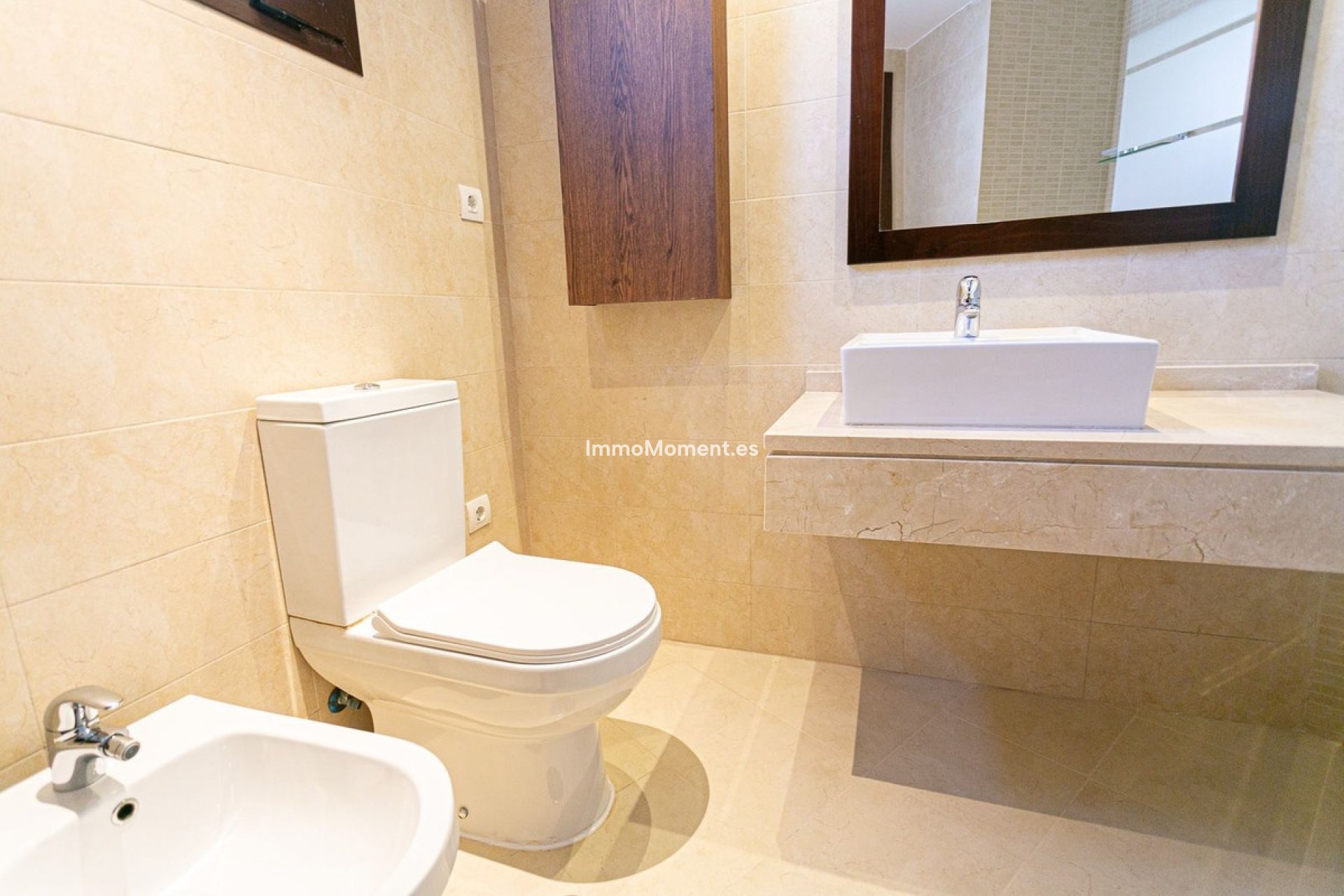 Resale - Apartment - Marbella - Altos de los Monteros