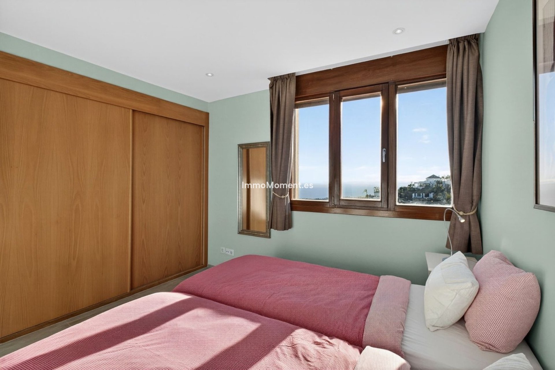 Resale - Apartment - Marbella - Altos de los Monteros