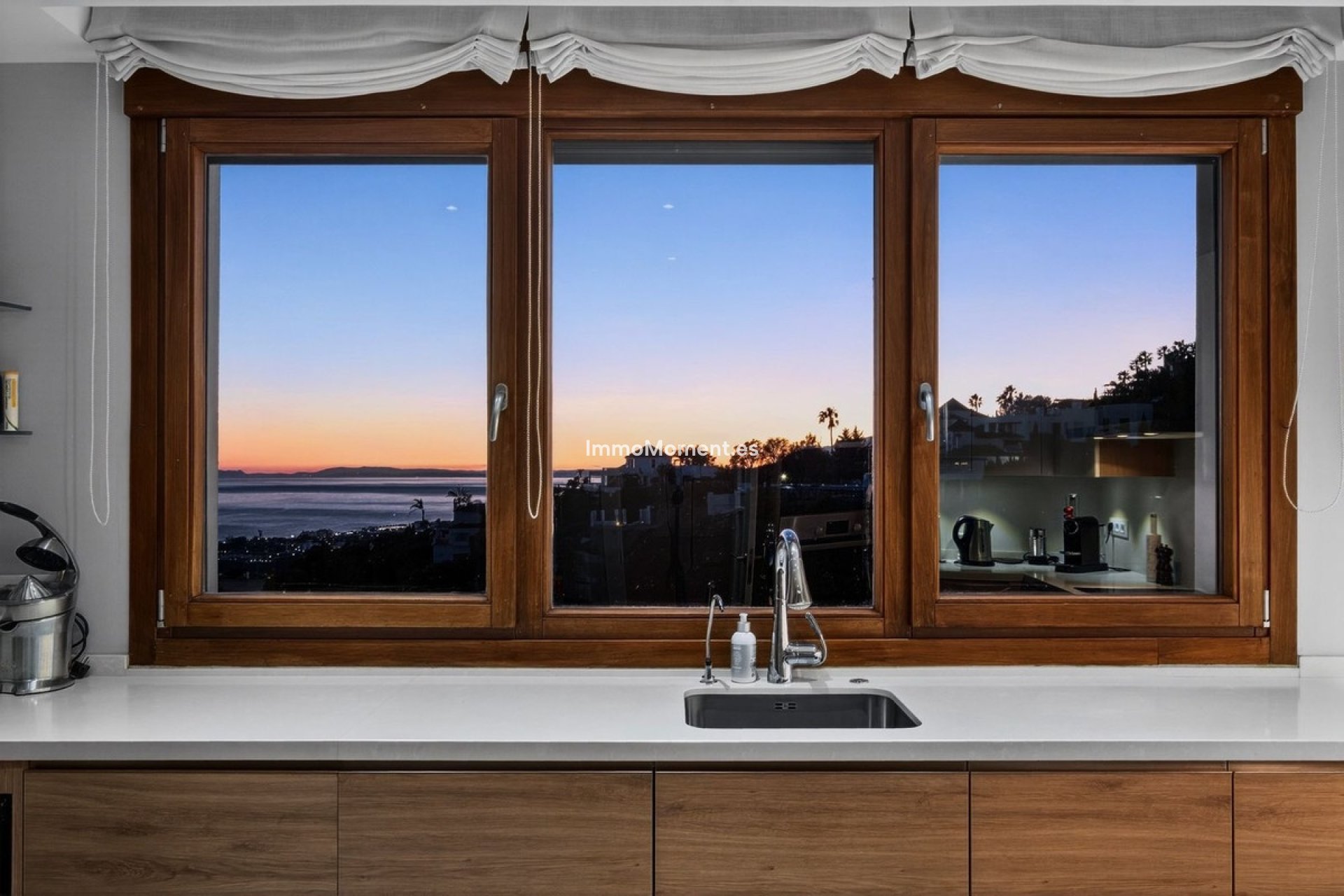 Resale - Apartment - Marbella - Altos de los Monteros