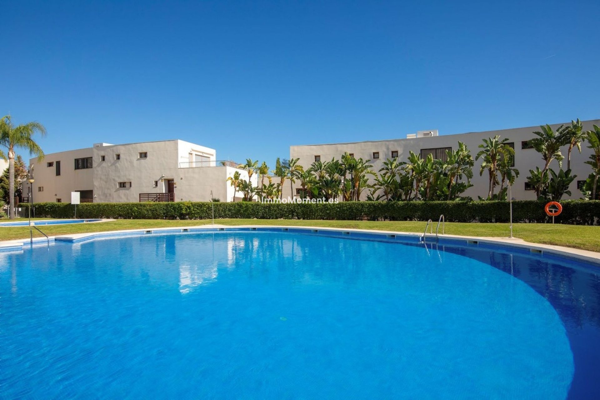 Resale - Apartment - Marbella - Altos de los Monteros