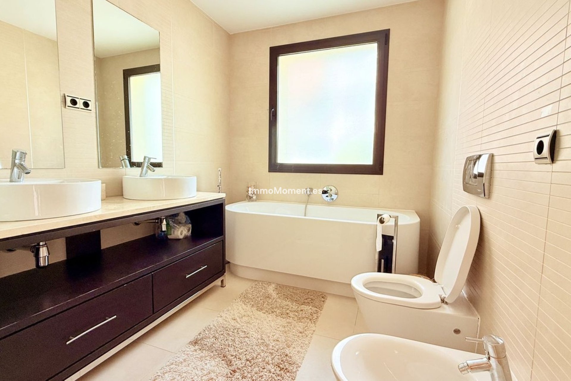 Resale - Apartment - Marbella - Altos de los Monteros