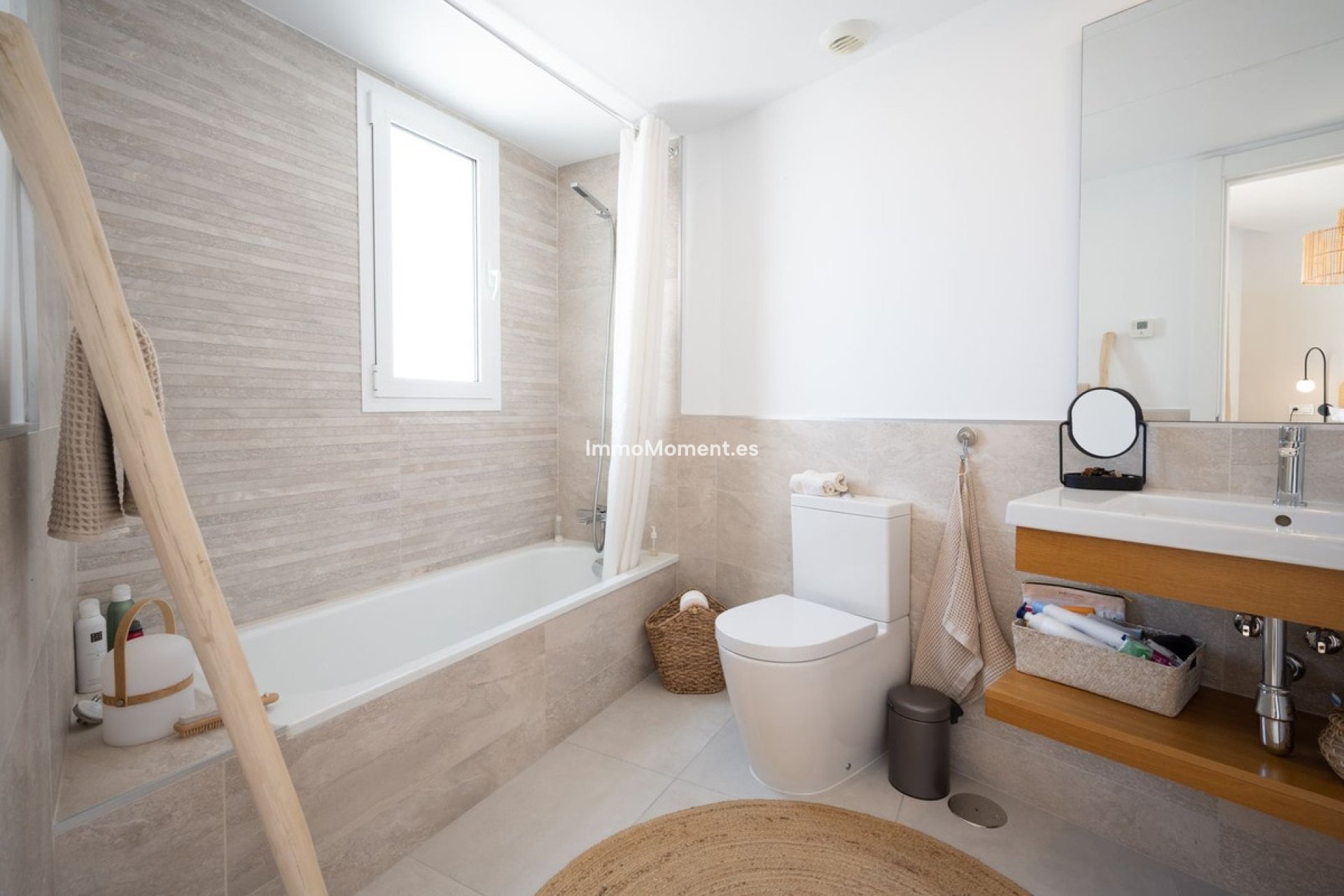 Resale - Apartment - Marbella - Altos de los Monteros