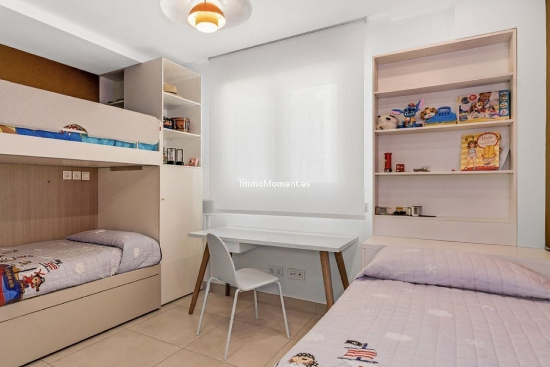 Resale - Apartment - Marbella - Altos de los Monteros