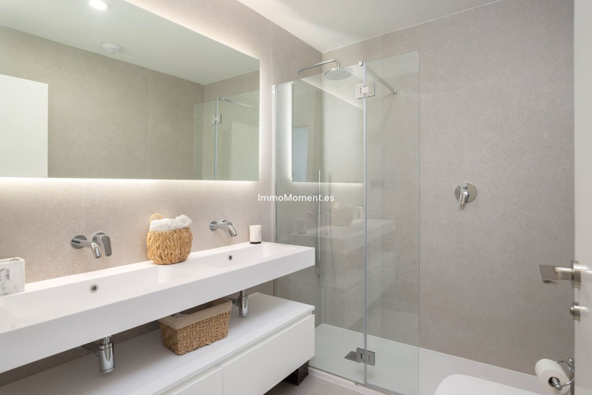 Resale - Apartment - Marbella - Altos de los Monteros