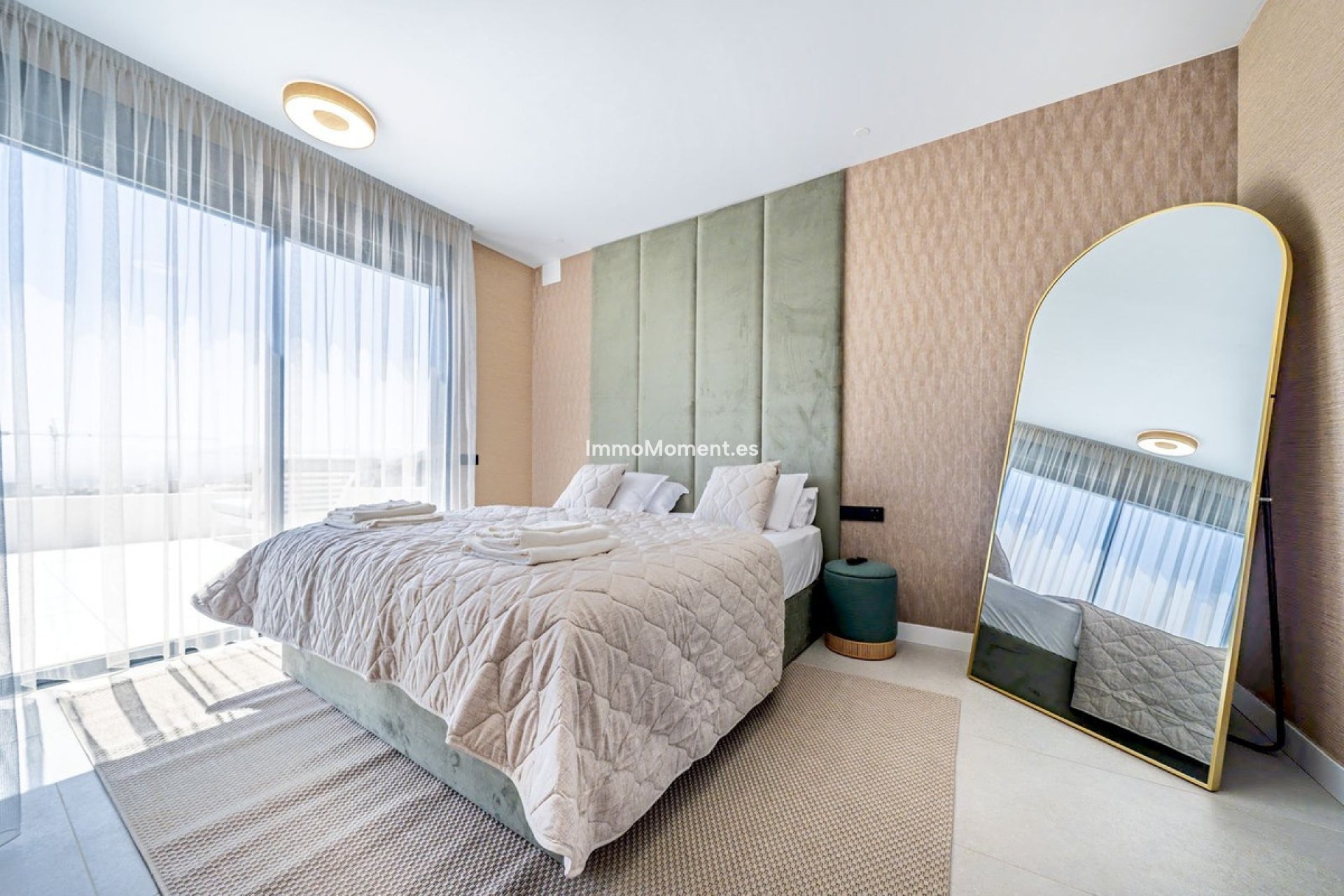 Resale - Apartment - Marbella - Altos de los Monteros