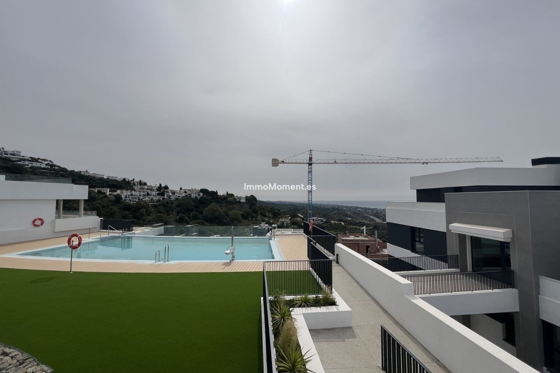 Resale - Apartment - Marbella - Altos de los Monteros
