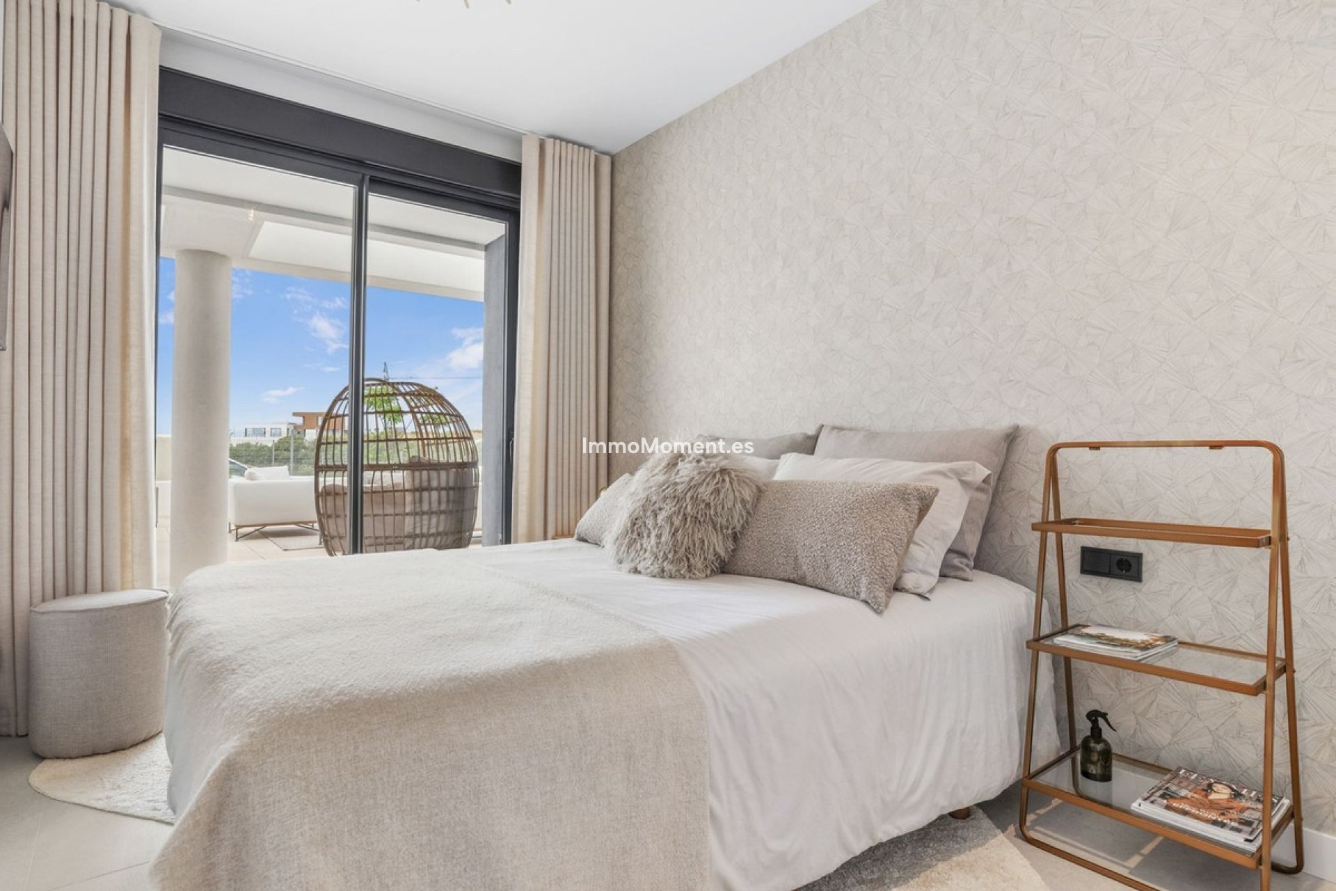 Resale - Apartment - Marbella - Altos de los Monteros