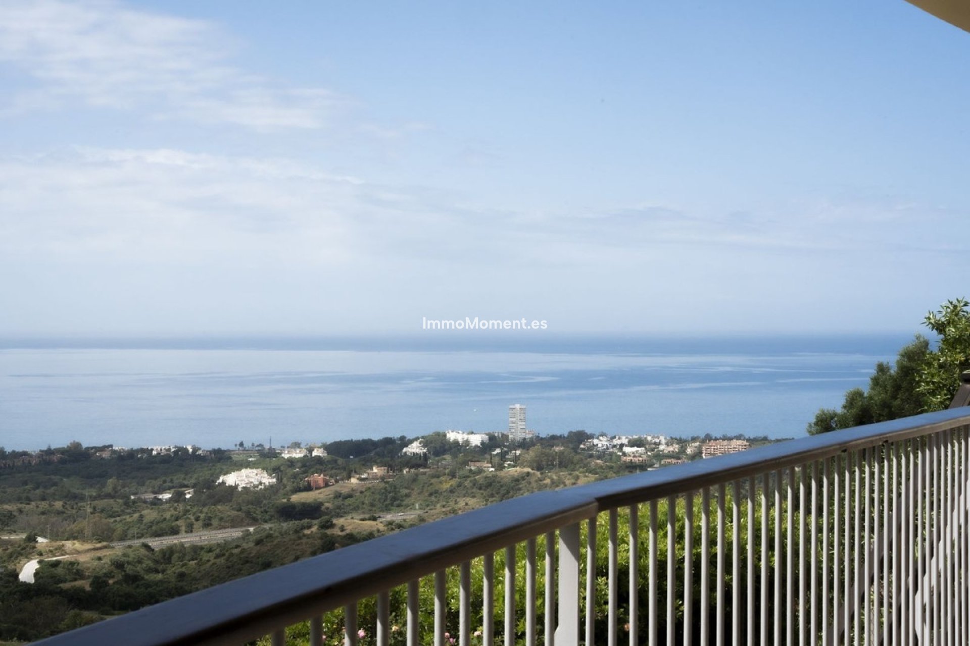 Resale - Apartment - Marbella - Altos de los Monteros