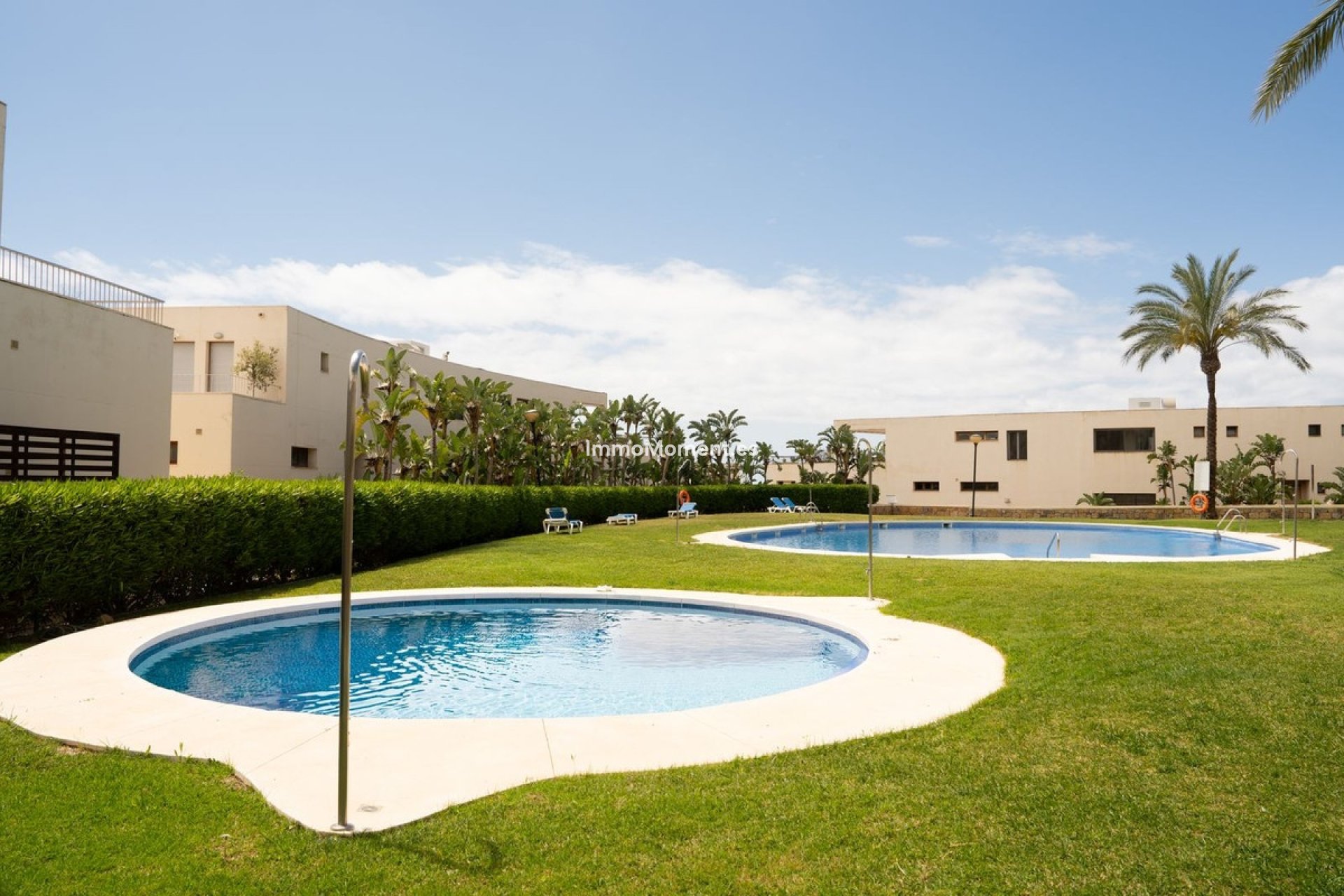 Resale - Apartment - Marbella - Altos de los Monteros