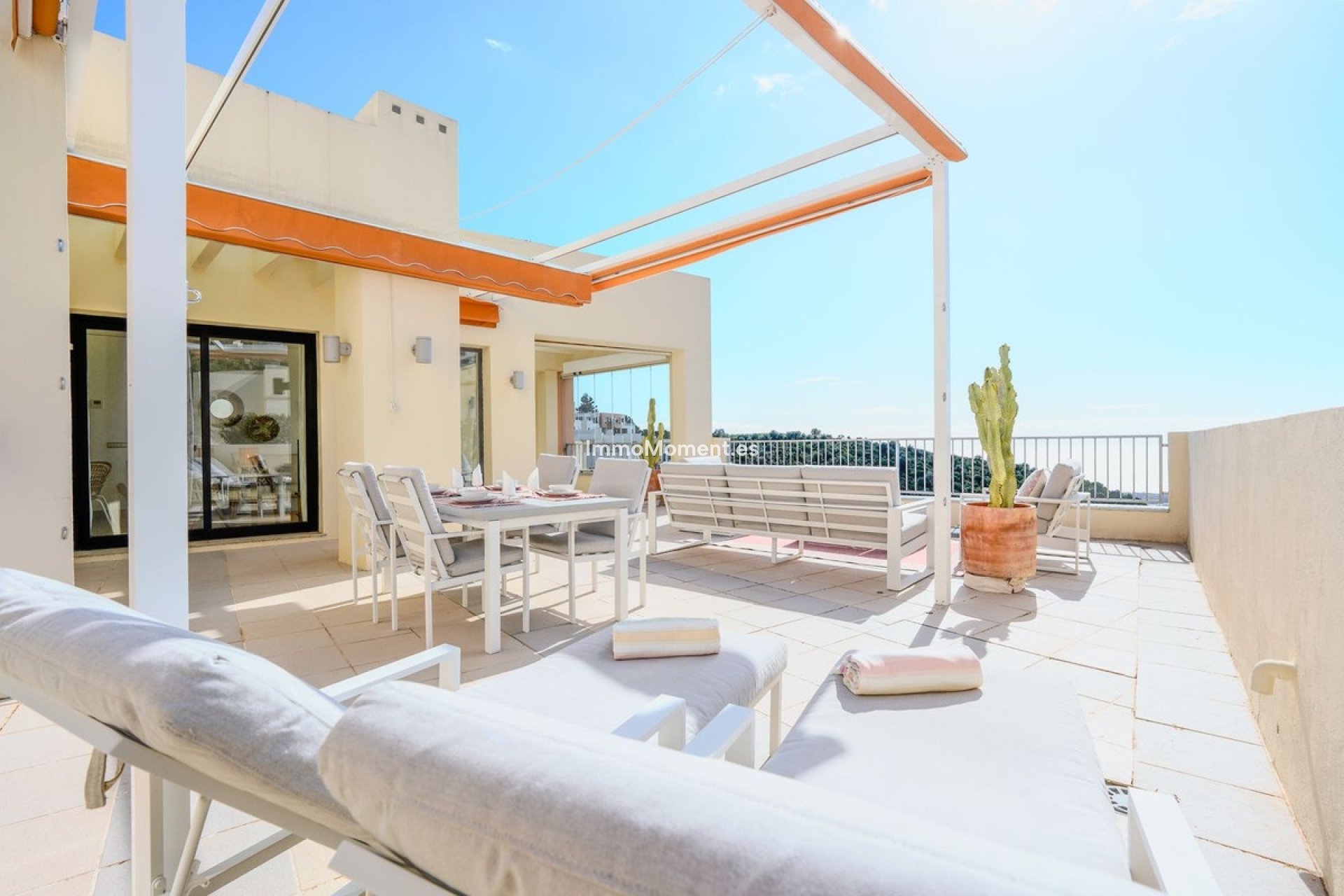 Resale - Apartment - Marbella - Altos de los Monteros
