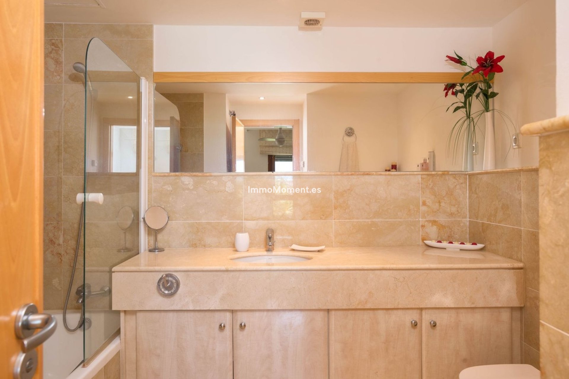 Resale - Apartment - Marbella - Altos de los Monteros