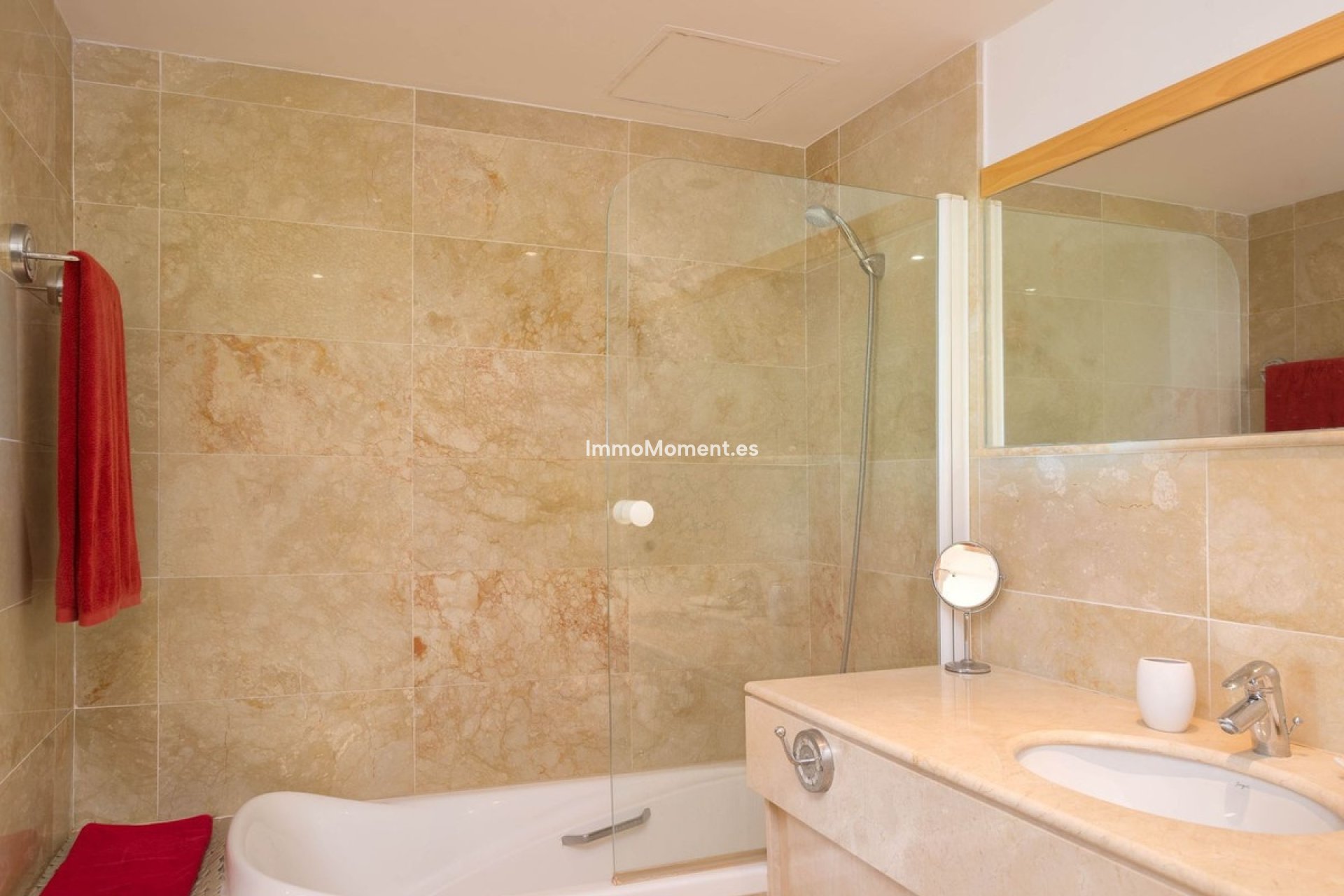 Resale - Apartment - Marbella - Altos de los Monteros