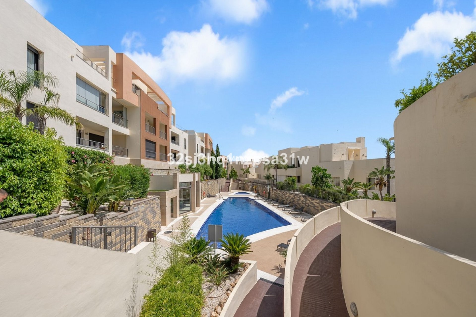 Resale - Apartment - Marbella - Altos de los Monteros