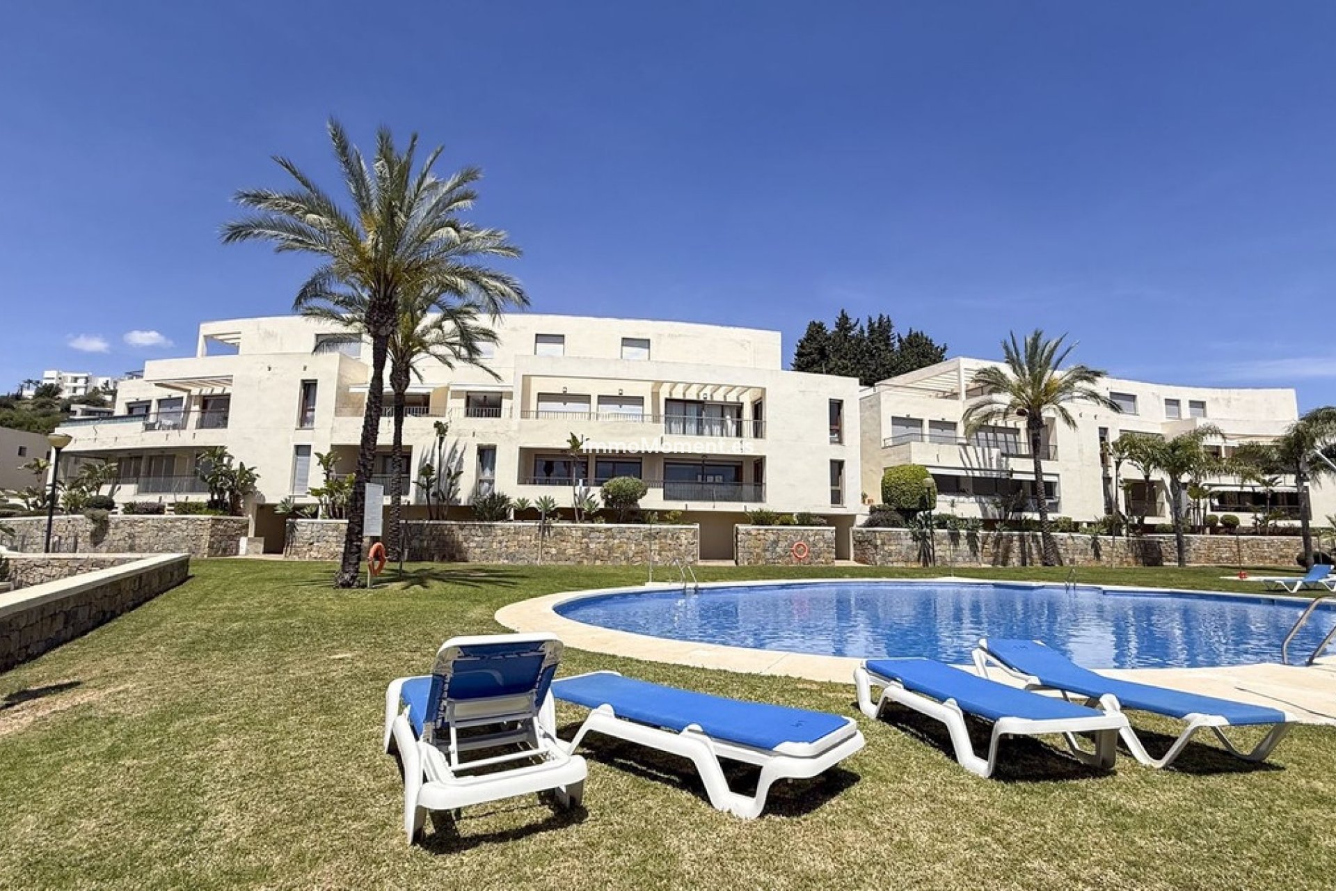 Resale - Apartment - Marbella - Altos de los Monteros