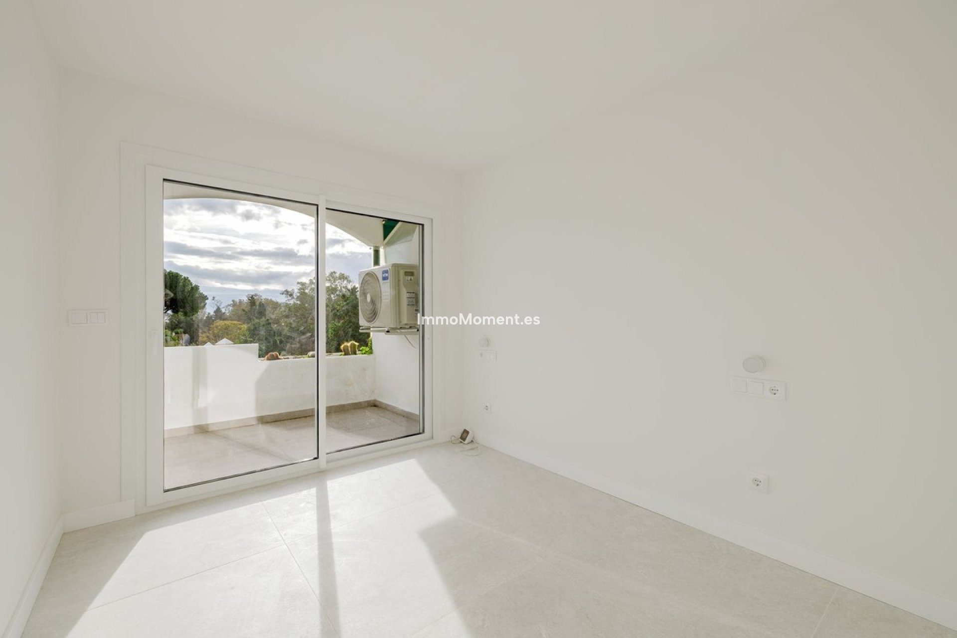 Resale - Apartment - Marbella - Artola