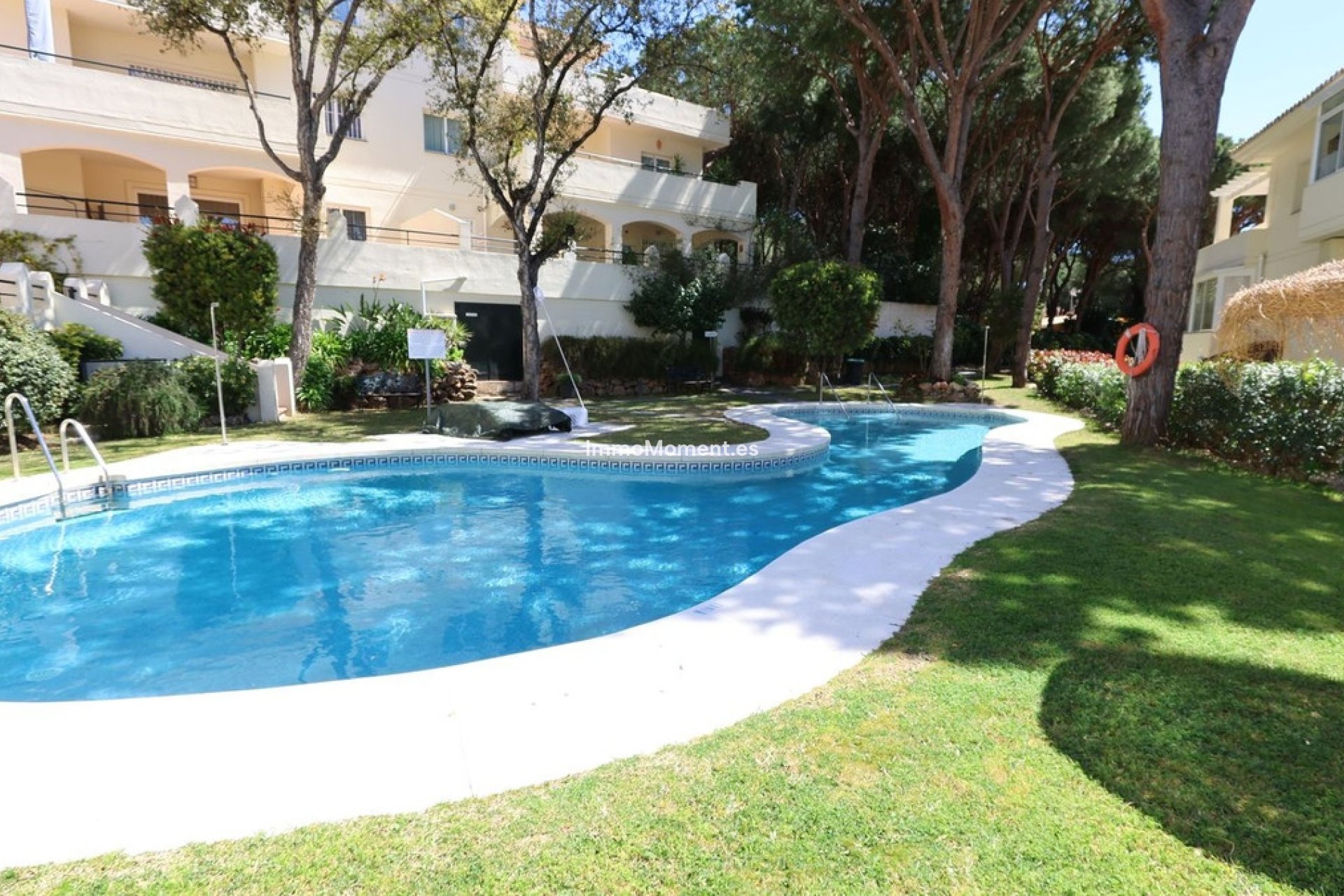Resale - Apartment - Marbella - Artola