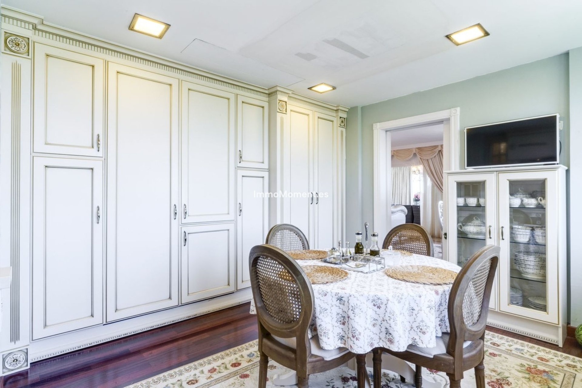 Resale - Apartment - Marbella - Bahía de Marbella